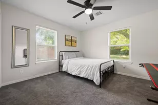 806 S Colonial Dr, Cleburne, TX 76033 - Photo 21