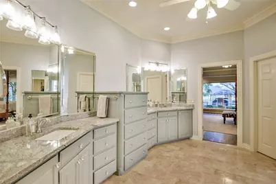 2208 Waters Edge Drive, Granbury, TX 76048 - Photo 17