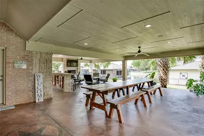 2208 Waters Edge Drive, Granbury, TX 76048 - Photo 29