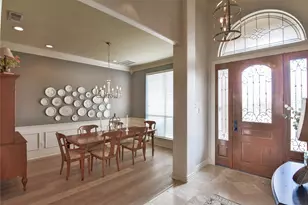 2208 Waters Edge Dr, Granbury, TX 76048 - Photo 11