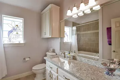 2208 Waters Edge Drive, Granbury, TX 76048 - Photo 25