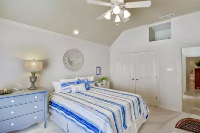 2208 Waters Edge Drive, Granbury, TX 76048 - Photo 23