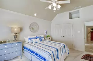 2208 Waters Edge Dr, Granbury, TX 76048 - Photo 23