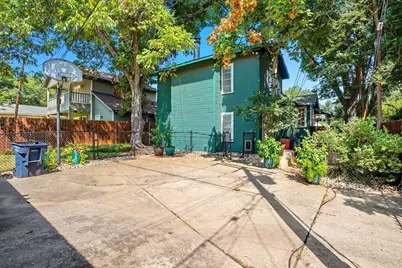 3817 Clarke Avenue, Fort Worth, TX 76107 - Photo 33