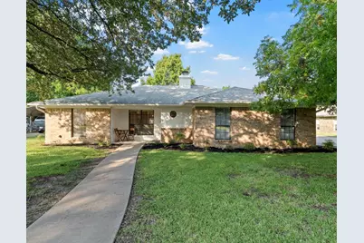 137 Bonham Drive, Hewitt, TX 76643 - Photo 1