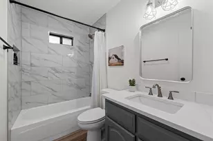 137 Bonham Dr, Hewitt, TX 76643 - Photo 17