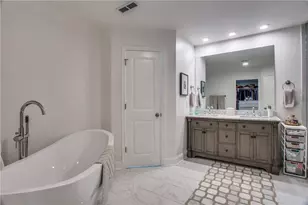 4804 Alan Dale Ln, Dallas, TX 75209 - Photo 27