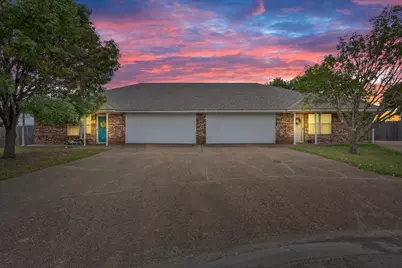 905 Black Diamond Circle, Hewitt, TX 76643 - Photo 1