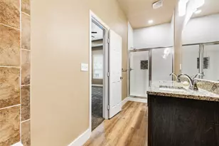 413 Henderson St, Bonham, TX 75418 - Photo 29