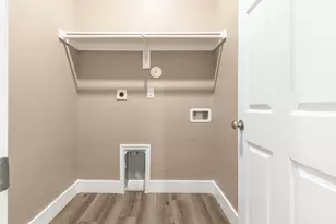 413 Henderson St, Bonham, TX 75418 - Photo 31