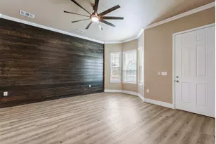 413 Henderson St, Bonham, TX 75418 - Photo 5