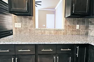 413 Henderson St, Bonham, TX 75418 - Photo 7