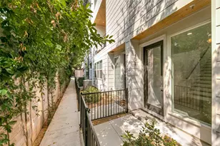 2908 Raleigh St, Dallas, TX 75219 - Photo 3