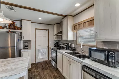 4599 Burwick Road, Jacksboro, TX 76458 - Photo 9