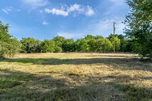 6045 County Rd 319, Alvarado, TX 76009 - Photo 7
