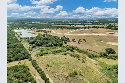 2019 Lindale Lane, Granbury, TX 76049 - Photo 7