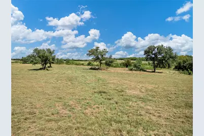 2019 Lindale Lane, Granbury, TX 76049 - Photo 5