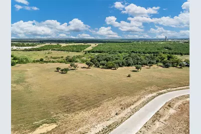 2019 Lindale Lane, Granbury, TX 76049 - Photo 3