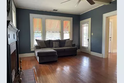 300 S Prairieville Street, Athens, TX 75751 - Photo 9