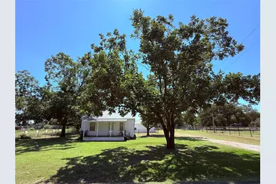 143 W Turner Street, Perrin, TX 76486 - Photo 3