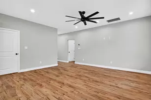 127 Graves Cir, Pottsboro, TX 75076 - Photo 7