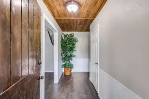 1001 Tanglewood, Greenville, TX 75402 - Photo 9