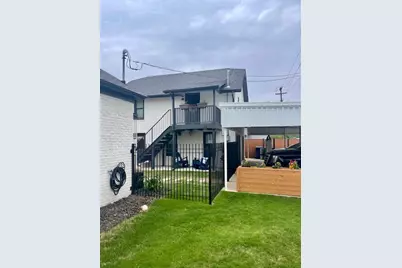 302 E Shoemaker Street, Decatur, TX 76234 - Photo 1