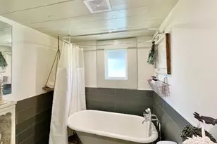 302 E Shoemaker St, Decatur, TX 76234 - Photo 21