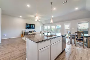 1404 Bellaire St, Celina, TX 75009 - Photo 9