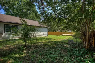 911 S 4th St, Bonham, TX 75418 - Photo 29