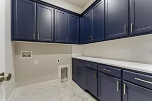 2321 Quartz St, Krum, TX 76249 - Photo 9