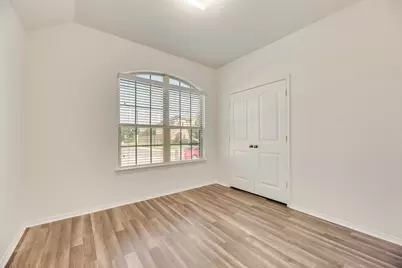 601 Crazy Horse Drive, Aubrey, TX 76227 - Photo 13