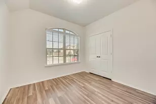 601 Crazy Horse Dr, Aubrey, TX 76227 - Photo 13