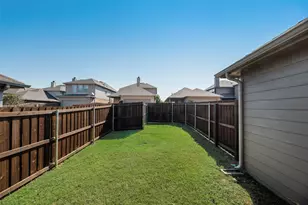 601 Crazy Horse Dr, Aubrey, TX 76227 - Photo 17