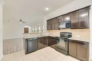 601 Crazy Horse Dr, Aubrey, TX 76227 - Photo 5