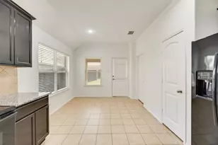 601 Crazy Horse Dr, Aubrey, TX 76227 - Photo 7