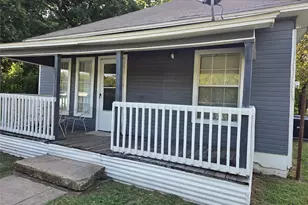 535 Hancock St, Gainesville, TX 76240 - Photo 1