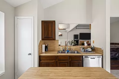 5505 Oak Brook Road, Arlington, TX 76016 - Photo 9