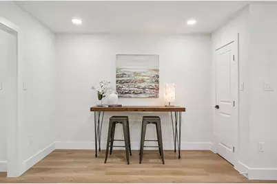 10129 Gateway Lane, Dallas, TX 75218 - Photo 15