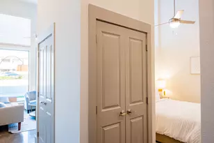 830 N Zang Blvd, Dallas, TX 75208 - Photo 7