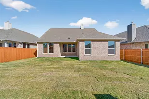 2021 Kelva Dr, Fort Worth, TX 76052 - Photo 31