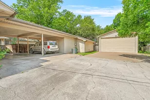 1222 Kentucky, Graham, TX 76450 - Photo 33