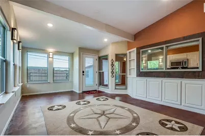 2315 Sharpshire Lane, Arlington, TX 76014 - Photo 3