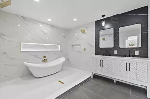 1703 Foster Dr, Arlington, TX 76012 - Photo 3