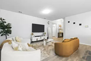 8577 Big Apple Dr, Fort Worth, TX 76179 - Photo 5