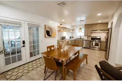 1810 N 11th Street, Waco, TX 76707 - Photo 5