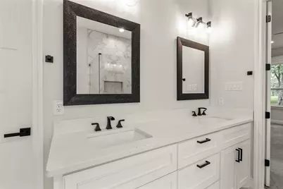 221 Saint Andrews Drive, Mabank, TX 75156 - Photo 11