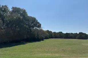 1017 White Bluff Dr, Whitney, TX 76692 - Photo 1