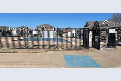 820 Wrigley Drive, Burleson, TX 76028 - Photo 37