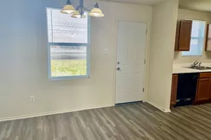 820 Wrigley Dr, Burleson, TX 76028 - Photo 11